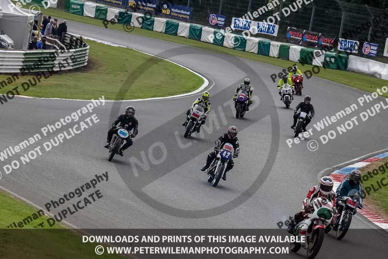 Vintage motorcycle club;eventdigitalimages;mallory park;mallory park trackday photographs;no limits trackdays;peter wileman photography;trackday digital images;trackday photos;vmcc festival 1000 bikes photographs